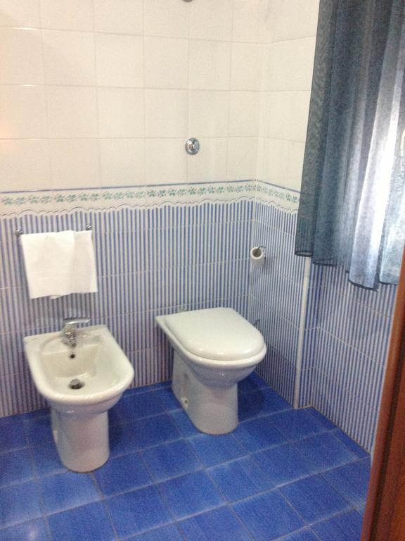 Hotel L' Anicre Варкатуро Номер фото