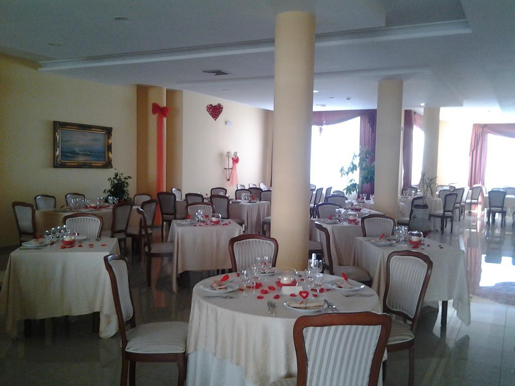 Hotel L' Anicre Варкатуро Экстерьер фото